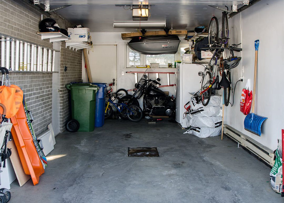 10 Genius DIY Garage Storage Ideas That Eliminate Clutter